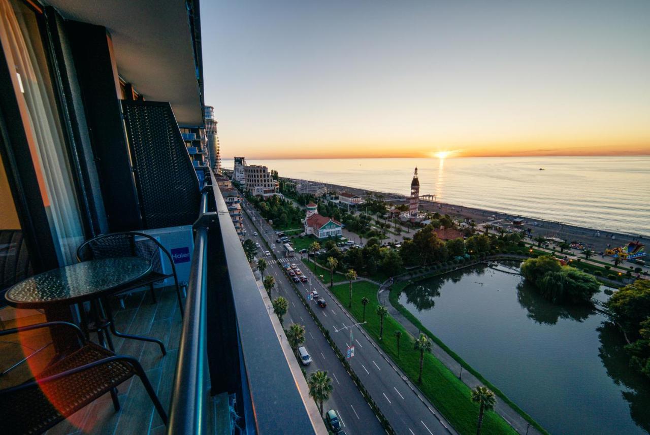 Grand City Real Estate Apartment Batumi Exterior photo